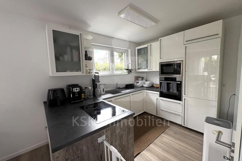 Modern wohnen – stressfrei mieten in zentraler Lage von Rösrath-Stümpen! zimmer