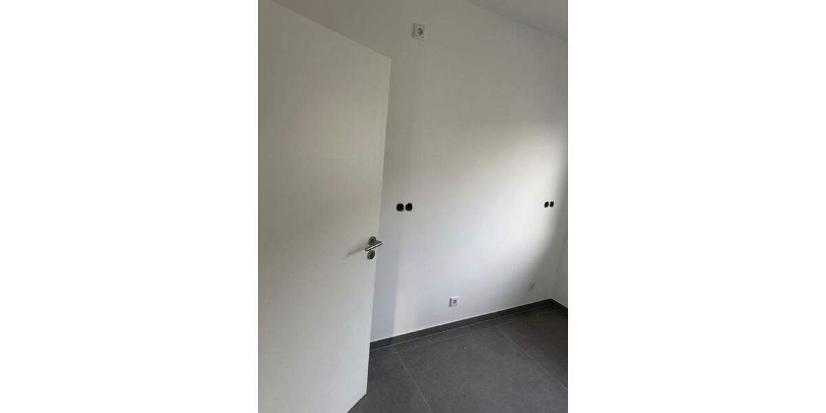 Etagenwohnung Mülheim Saarn - 3 Zimmer, 90 m&sup2;, 1.500&euro; | Angebot:24874819
