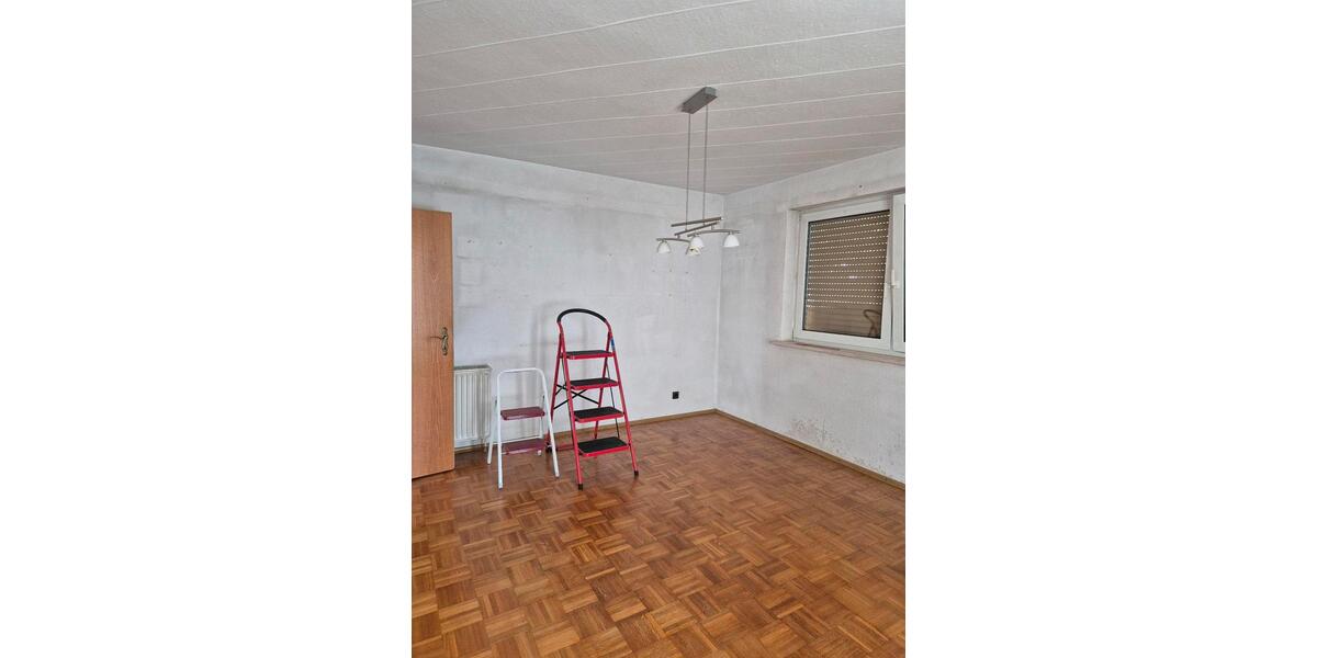 Einfamilienhaus Gerolzhofen - 5 Zimmer, 123 m&sup2;, 250.000&euro; | Angebot:25917862