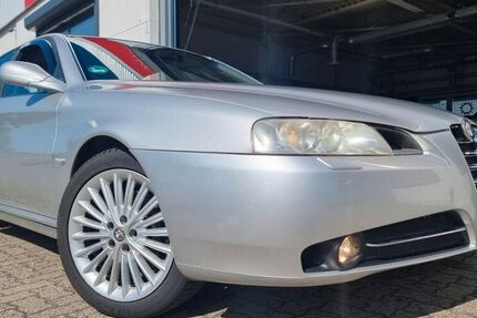 Alfa Romeo 166