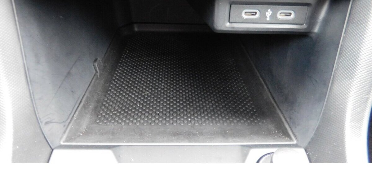 VW T-Cross 1.0 Trendline BMT TSI Klima Radio 8.500 km 17.690 &euro; Vordorf 38533