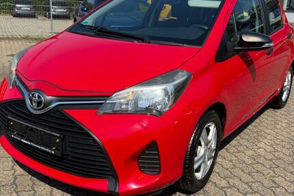 Toyota Yaris 80.756 km 5.999 &euro; Hanau 63452