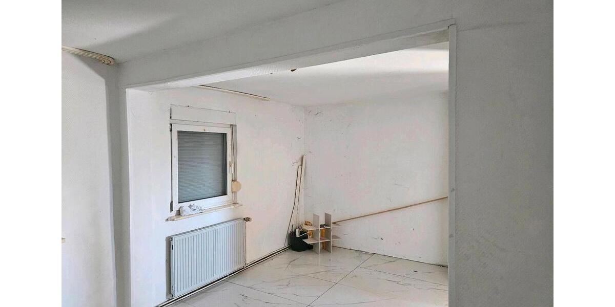 Einfamilienhaus Lohmar - 8 Zimmer, 130 m&sup2;, 1.200&euro; | Angebot:26302195