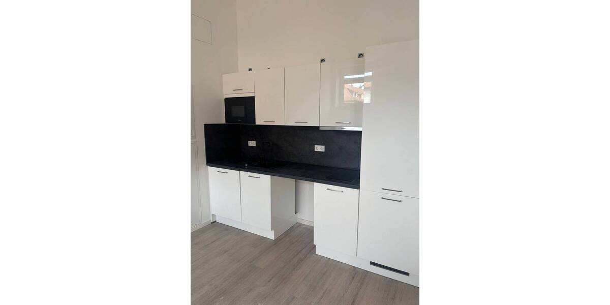 Kleine Oase: 1-Zimmer Wohnung mit praktischer Einbauküche 1 zimmer