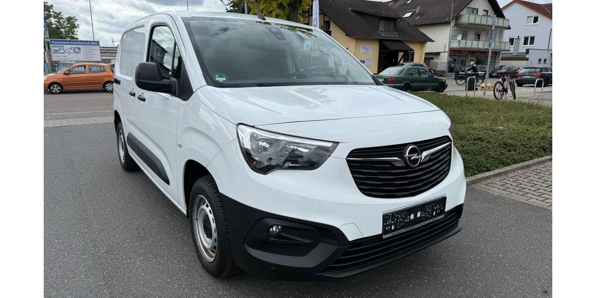 Opel Combo 127.000 km 8.990 &euro; Schwetzingen 68723