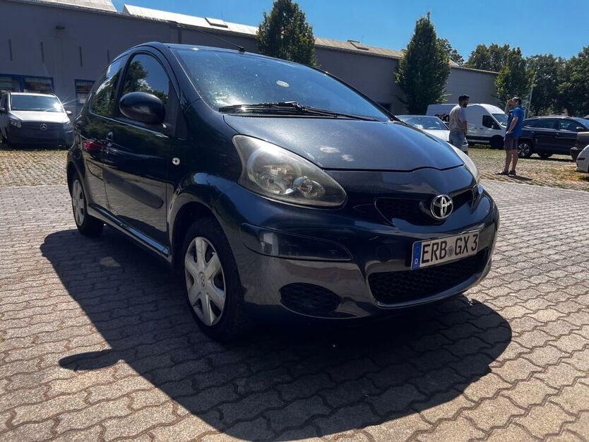 Aygo (X)