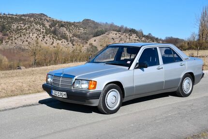 Mercedes-Benz 190 208.000 km 2.950 &euro; Frankfurt 60433