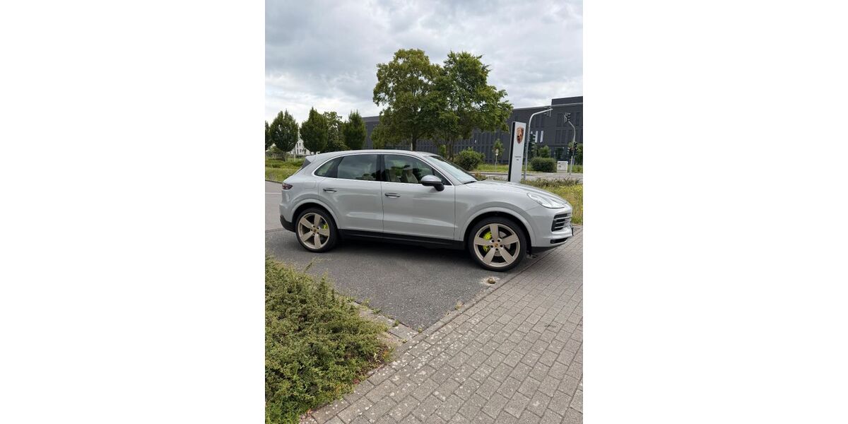 Porsche Cayenne 145.000 km 51.300 &euro; Mainz 55130