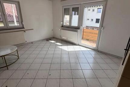 EFH in Großsachsenheim + Garten, Garage, EBK & Balkon