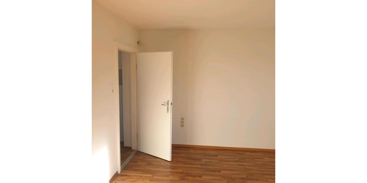 Etagenwohnung Freilassing - 2.5 Zimmer, 57 m&sup2;, 219.000&euro; | Angebot:26402340
