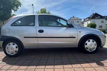 Opel Corsa 92.000 km 2.700 &euro; Stuttgart 70437