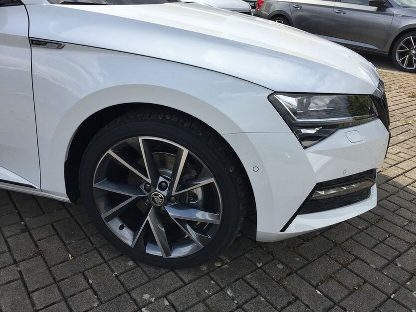 Skoda Superb 24.900 km 38.990 € Bessenbach 63856