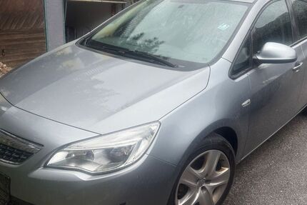 Opel Astra 220.000 km 1.499 &euro; Markt Schwaben 85570
