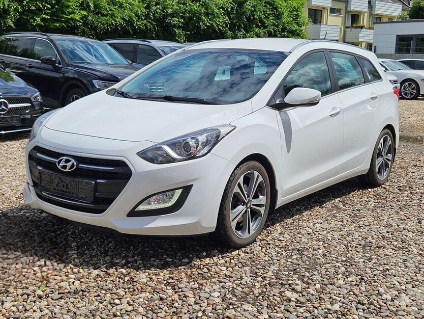 i30