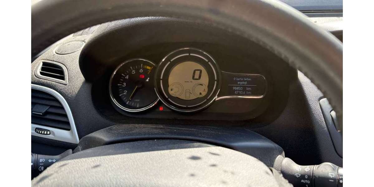 Renault Megane 98.450 km 3.500 &euro; Offenburg, Stadt 77652