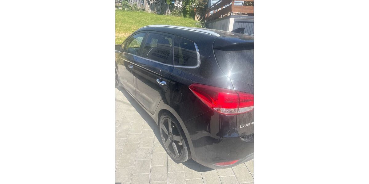 Kia Carens 82.000 km 11.000 &euro; Aspach 71546