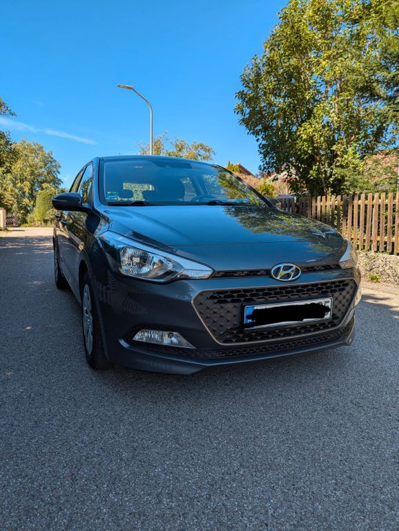 i20