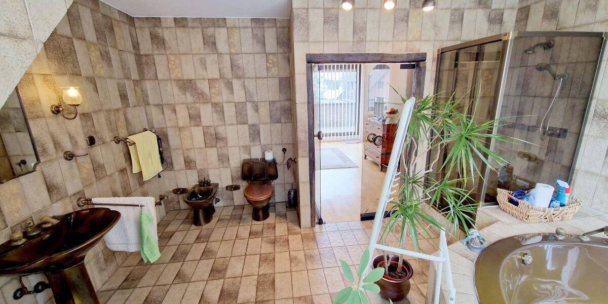 Einfamilienhaus Mülheim Holthausen - 5 Zimmer, 216 m&sup2;, 519.000&euro; | Angebot:26038287