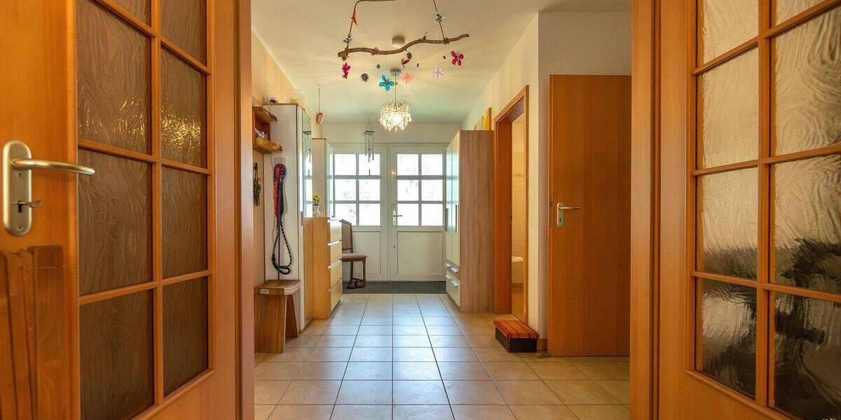 Mehrfamilienhaus, Wohnhaus Dallgow-Döberitz Dallgow - 6 Zimmer, 234 m&sup2;, 699.000&euro; | Angebot:26798509