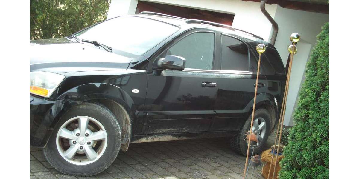 Kia Sorento 253.000 km 2.200 &euro; Schlüsselfeld 96132