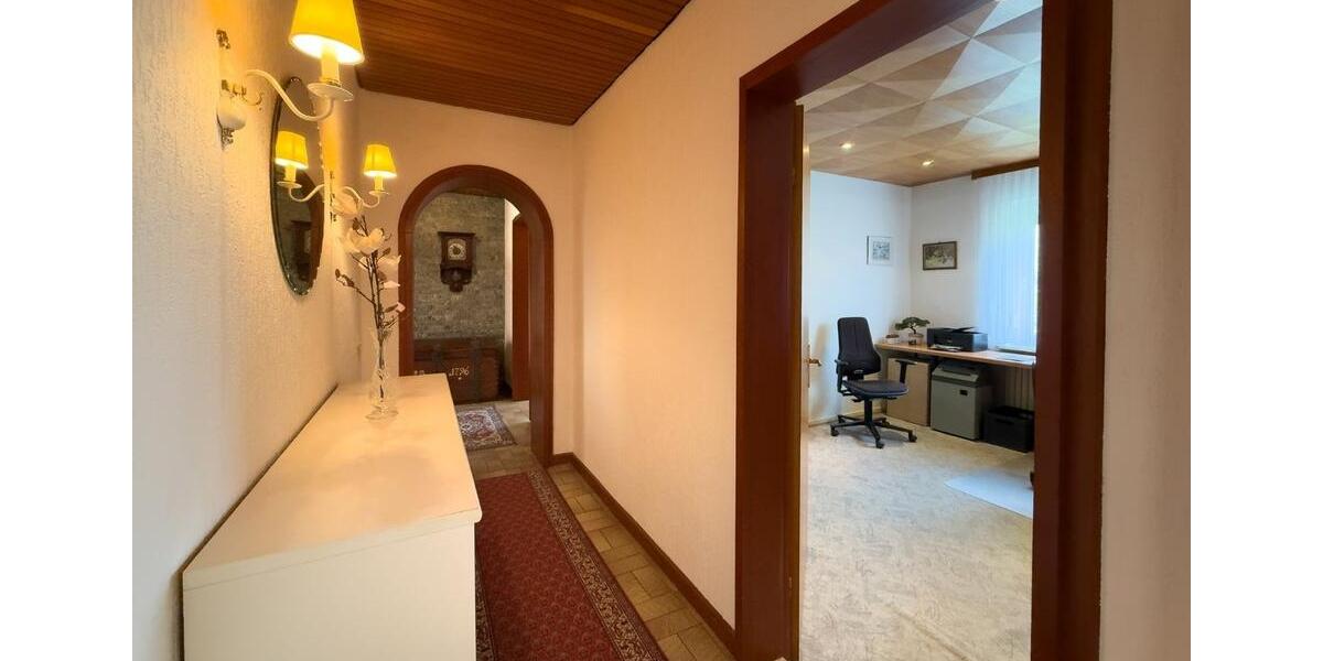 Einfamilienhaus Quarnbek - 7 Zimmer, 226 m&sup2;, 649.000&euro; | Angebot:26038300