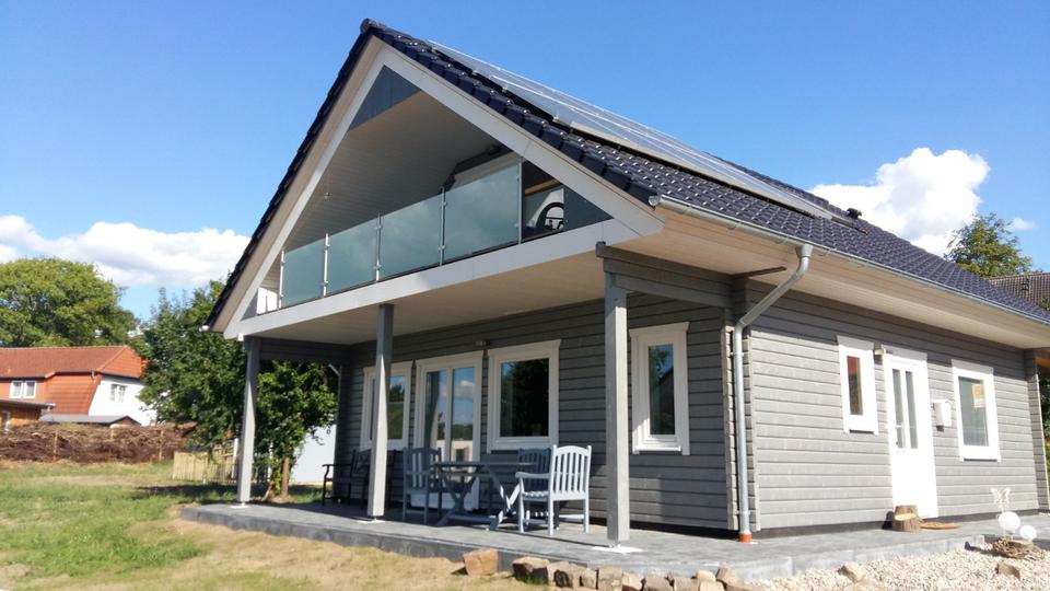 Wohnblockhaus mit Wasserblick 2 zimmer