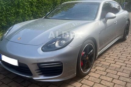 Porsche Panamera 195.112 km 29.900 &euro; Bad Arolsen 34454
