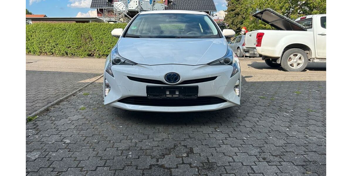 Toyota Prius 71.887 km 18.500 &euro; Hohenstein 72531