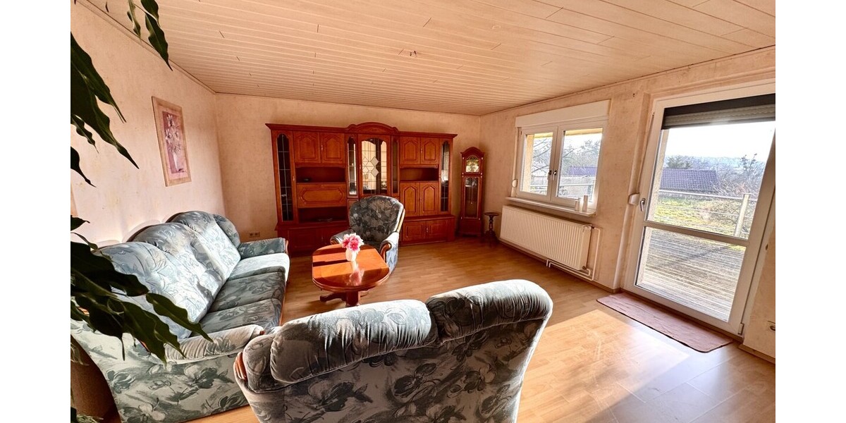 HORN IMMOBILIEN ++ Einfamilienhaus in Tantow mit Einbauküche, Garage und großem Grundstück - Einfamilienhaus Tantow | Angebot:24299209