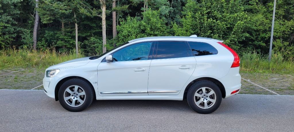 Volvo XC60 100.000 km 21.500 &euro; Gauting 82131