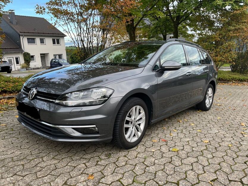 VW Golf 90.507 km 13.900 € Wermelskirchen 42929