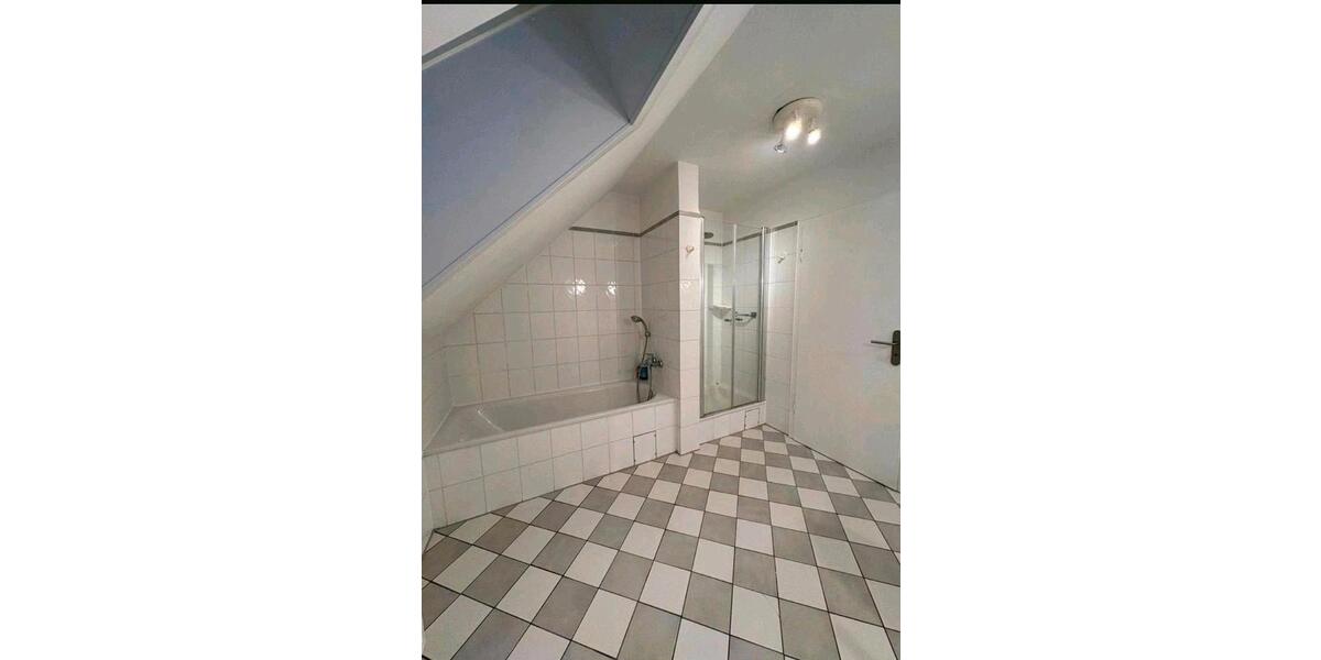 WG Zimmer in 3 Parteien WG 52m2 Jembke mit Garten zimmer