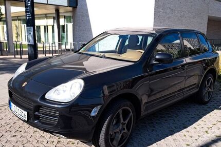 Porsche Cayenne 180.000 km 10.990 € München 81249