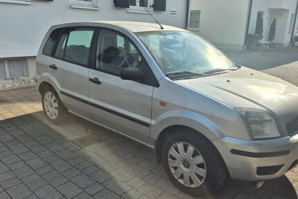 Ford Fusion 163.000 km 1.300 &euro; Grasbrunn 85630