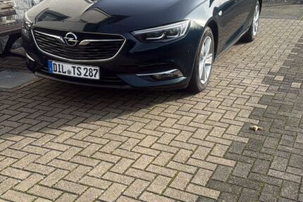 Opel Insignia 98.500 km 14.600 &euro; Dillenburg 35690