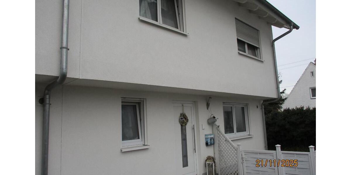 •Attraktives Reiheneckhaus mit PV im Stadtzentrum von Illertissen 5 zimmer