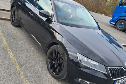 Skoda Superb 221.800 km 12.800 &euro; Neudenau 74861