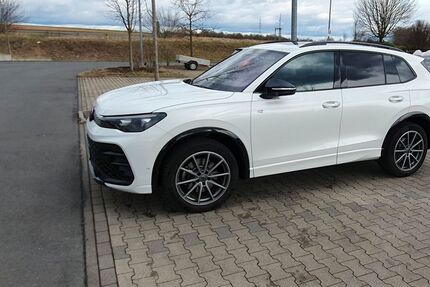 VW Tiguan 26.500 km 45.700 &euro; Schöneck 61137