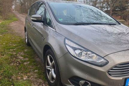 Ford S-Max 93.500 km 15.999 &euro; Halle 06126