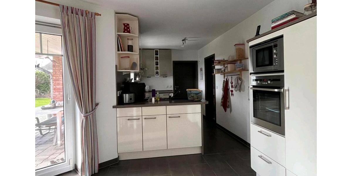 Einfamilienhaus Schleswig - 7.5 Zimmer, 240 m&sup2;, 2.490&euro; | Angebot:24660047