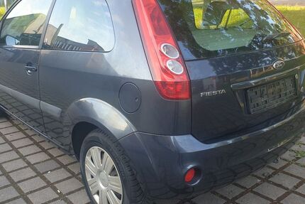 Ford Fiesta 186.650 km 2.200 &euro; Bremen 28309