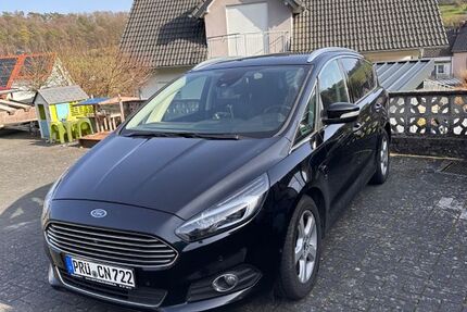 Ford S-Max 258.000 km 12.500 &euro; Dahlem 54636