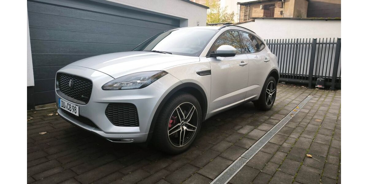 Jaguar E-Pace 131.000 km 16.900 &euro; Duisburg 47058