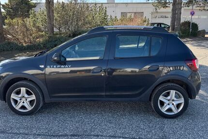 Dacia Sandero 228.815 km 2.390 &euro; Barsbüttel 22885