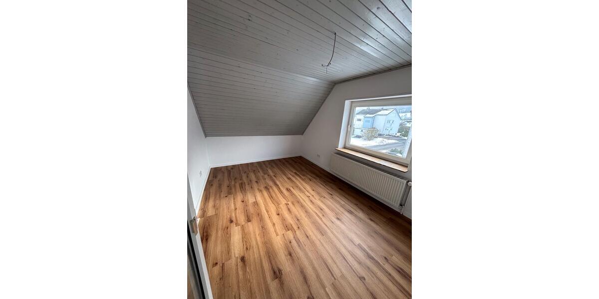 Etagenwohnung Bad Hersfeld - 3.5 Zimmer, 65 m&sup2;, 600&euro; | Angebot:25598816