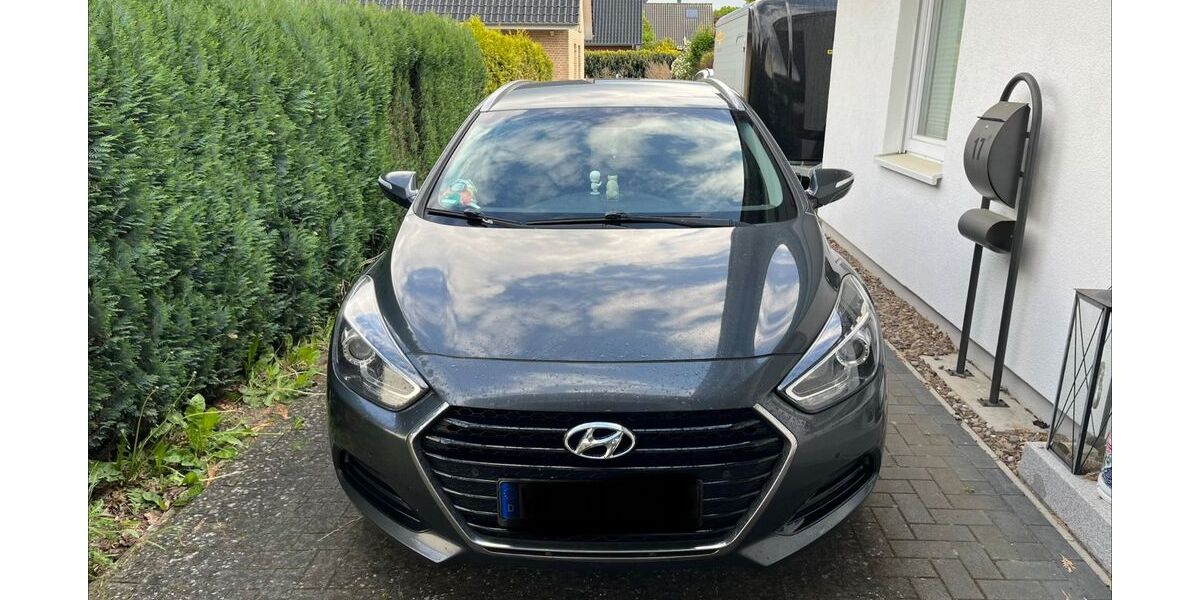 Hyundai i40 219.400 km 6.500 &euro; Winsen 21423