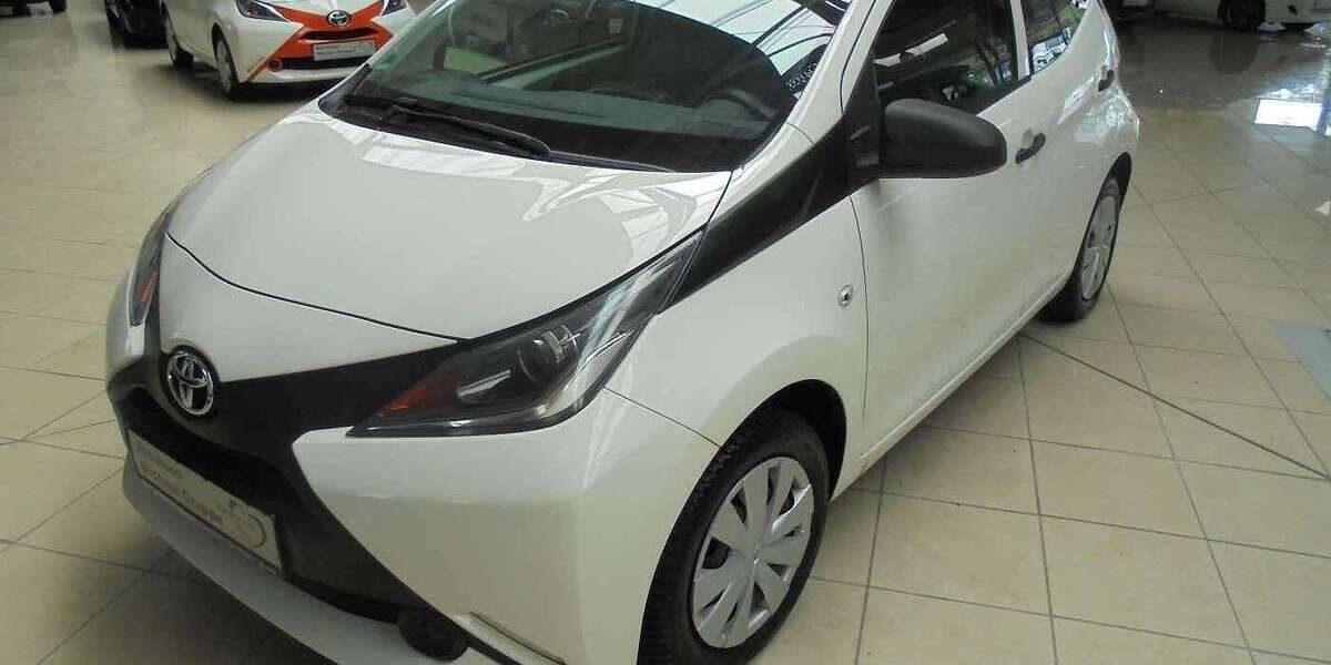 Toyota Aygo 44.864 km 5.900 &euro; Hamburg 22043
