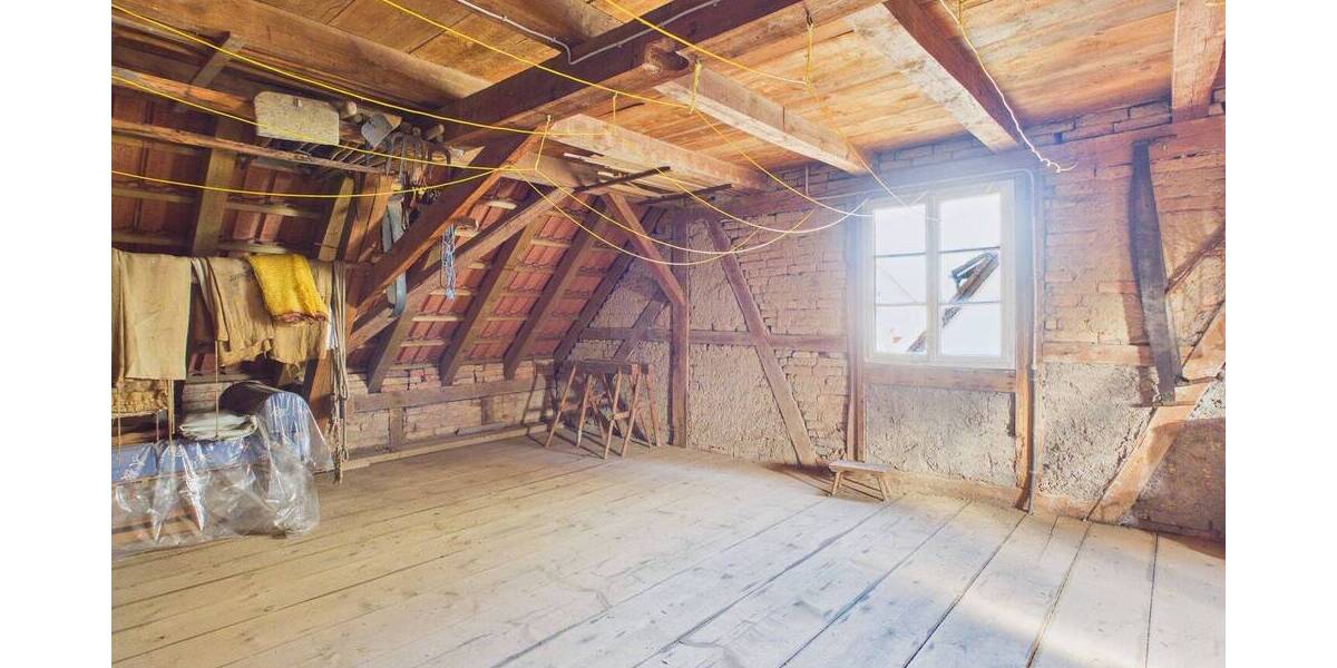 Mehrfamilienhaus, Wohnhaus Blumberg Riedböhringen - 9 Zimmer, 149 m&sup2;, 298.000&euro; | Angebot:26366587