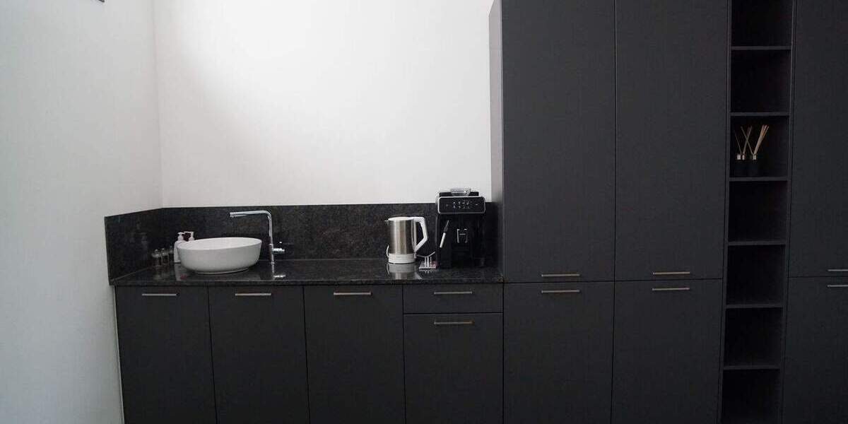 Gewerbeobjekt Albstadt Ebingen - 1 Zimmer, 2.400&euro; | Angebot:25742374