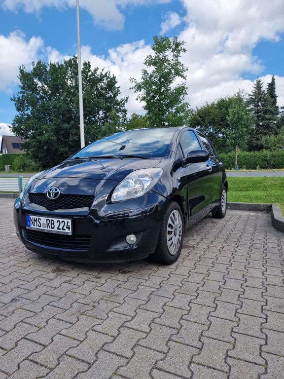 Yaris